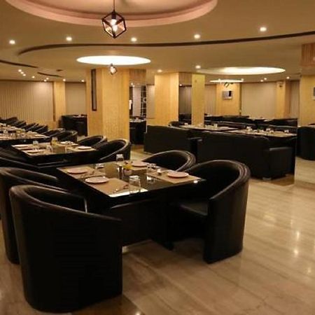 Hotel Europa Inn Dimāpur Exteriör bild