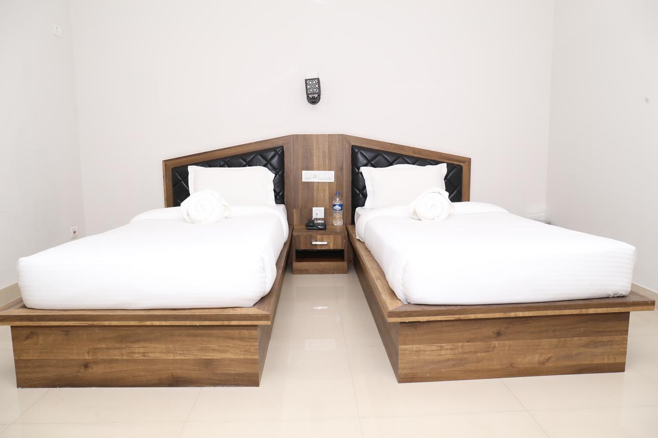 Hotel Europa Inn Dimāpur Exteriör bild