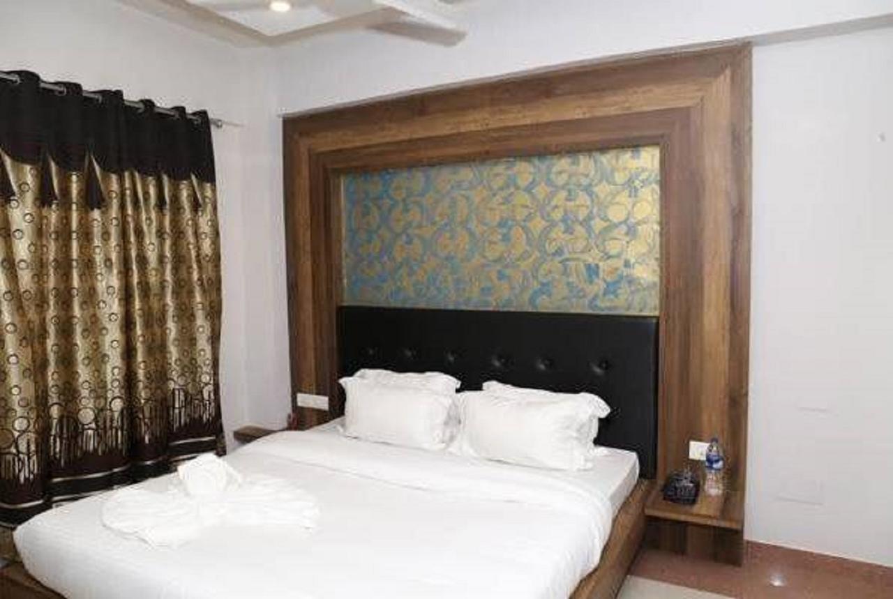 Hotel Europa Inn Dimāpur Exteriör bild
